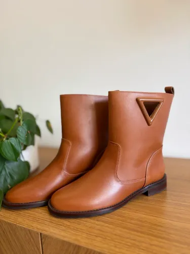 Bota 36 Schutz em Couro Caramelo NOVA
