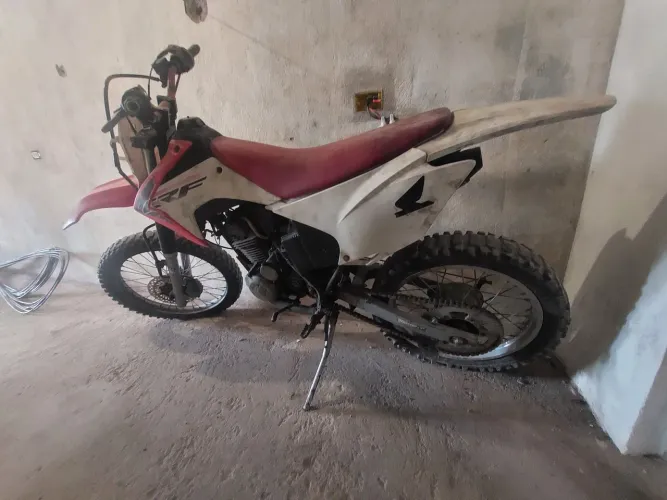 Moto para trilha