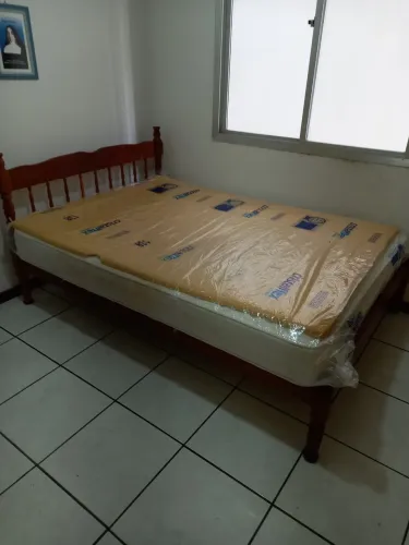 Cama casal com colchão