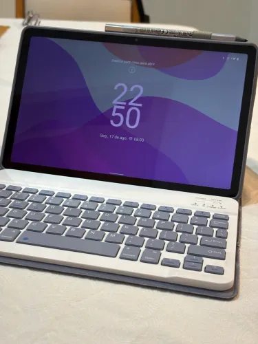 Lenovo Tab M10 Plus 6GB 128GB aceita 5G + Precision Pen 2 + Capa e Teclado Magnético