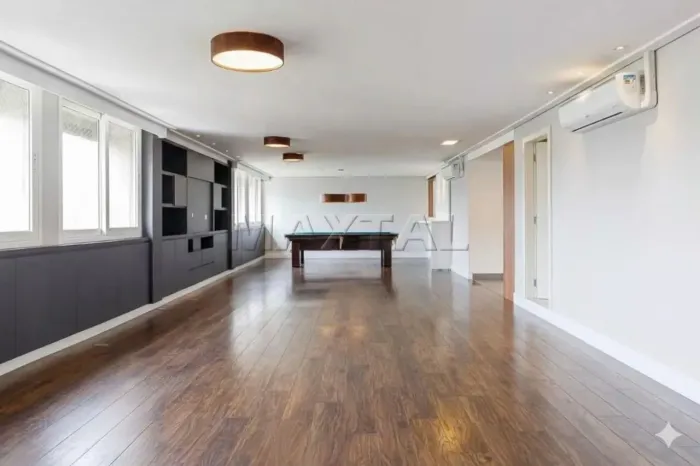 Apartamento com 280m² tipo para venda em Sumaré com 4 quartos, sendo 3 suítes, sendo 1 ame