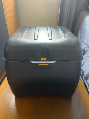 Baú para moto 160 litros com suporte, entrego em mãos dependendo da região 