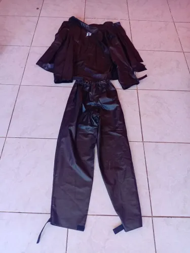 Capa de chuva pra moto noy