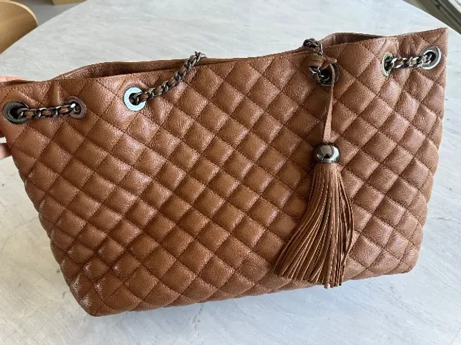 Bolsa em couro caramelo