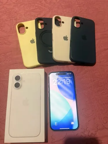 iPhone 16