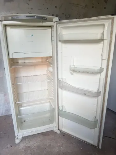 ?Geladeira Consul Frost Free - Conservadíssima e Funcionando Tudo! (Entrega Grátis)?
