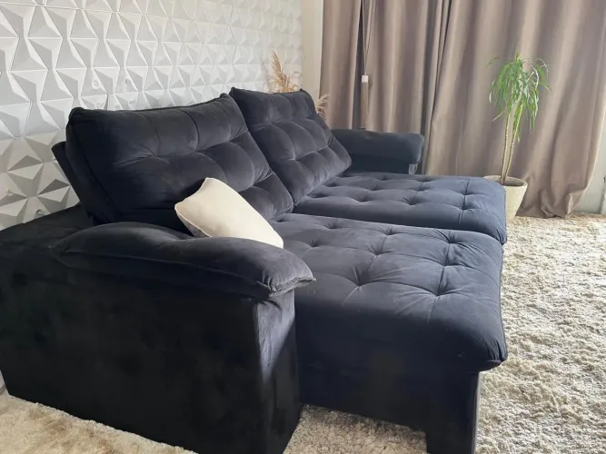 Sofá Retrátil e Reclinável semi novo