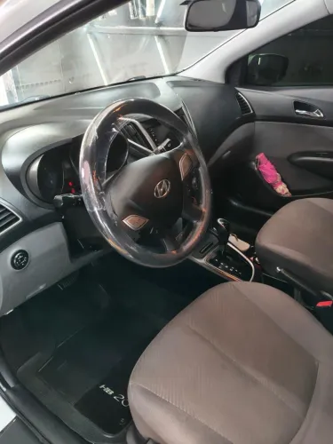 Hyundai HB20S Premium 1.6 Flex 16V Aut. 4P 2014