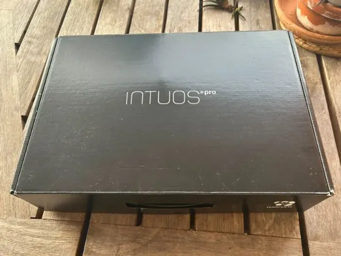 Mesa Digitalizadora WACOM Intuos pro 