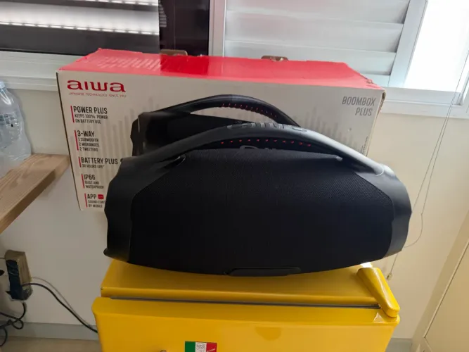 Caixa de som Boombox Aiwa
