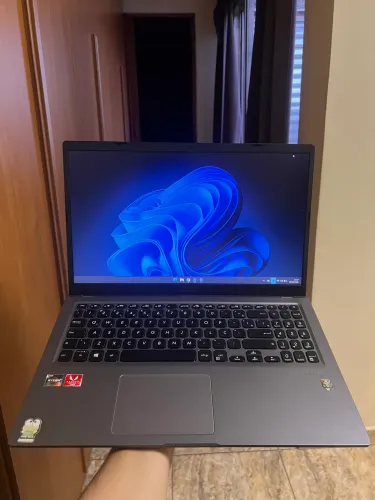 Notebook Asus Vivobook X515DA - AMD Ryzen 5, 8GB RAM - Ótimo para Trabalho e Estudos