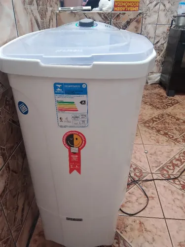 Novo menos de 1 mês de uso