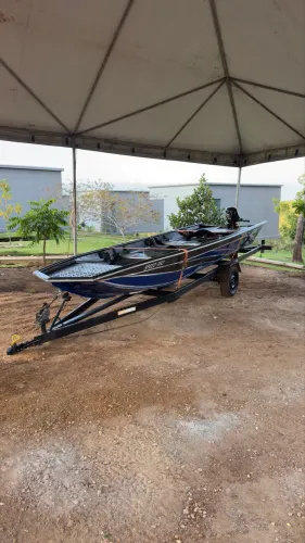 KIT BARCO + MOTOR MERCURY 15 SUPER + CARRETINHA 2023 - OPORTUNIDADE