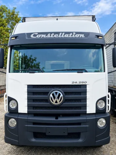 VW CONSTELLATION 24.280 6X2 TETO ALTO 2013