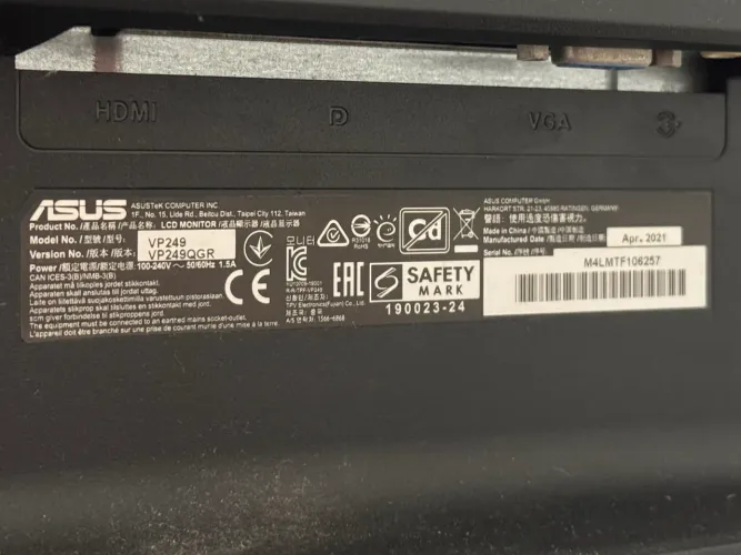 Monitor gamer Asus vp249 com pequeno defeito