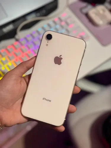 iPhone XR 64 gb