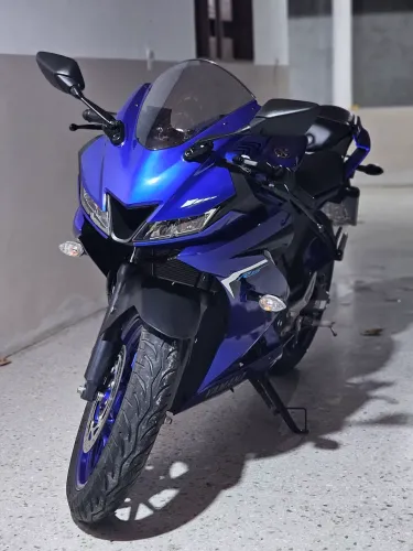 Yamaha R15 2025/2026 - 6 meses de Uso