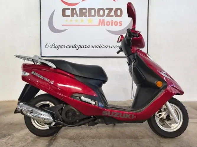 SUZUKI BURGMAN 125 2015