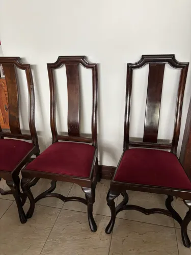 Vendo 6 cadeiras de jantar 