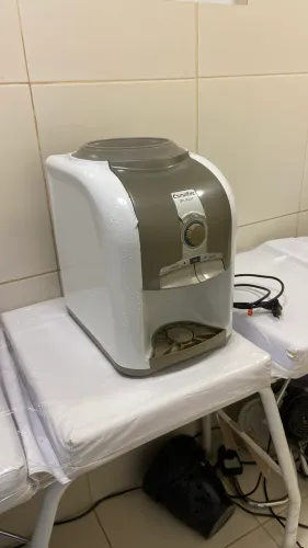 Gela água