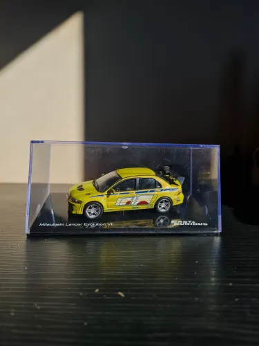 Mitsubishi Lancer Brian Velozes e Furiosos 1:43