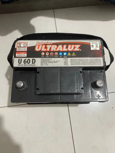 Bateria de carro na garantia .R$300