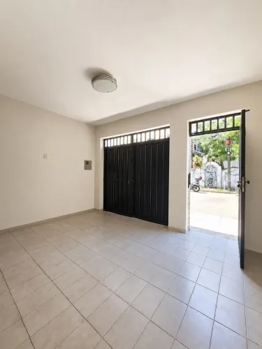 Casa no Joaquim Távora | 2 Quartos | Terreno 246 m² | Quintal Amplo | R$ 350 mil