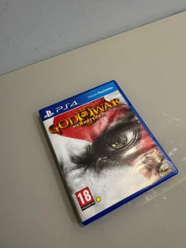 God of War- PS4 - são 2 jogos 