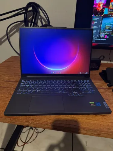 Notebook Gamer Legion Slim 5i Intel Core i5-13420H RTX 3050 6 GB 16" QHD 165 Hz