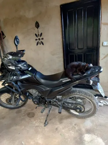 Vende-se moto Xre 190 modelo 2024, apenas a vista.