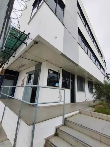 Galpão com 500 M² e área de terreno de 2.000 M² mais escritórios, Vale Encantado - Macaé