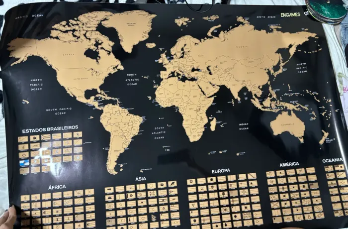 Mapa-múndi de raspar 82x60 cm - novo