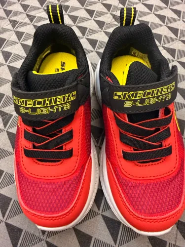 Tênis infantil skechers original TAM 24