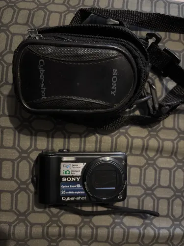 Camera sony cybershot dsc h55