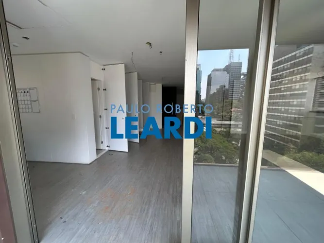 CONJ. COMERCIAL - JARDIM AMÉRICA - SP