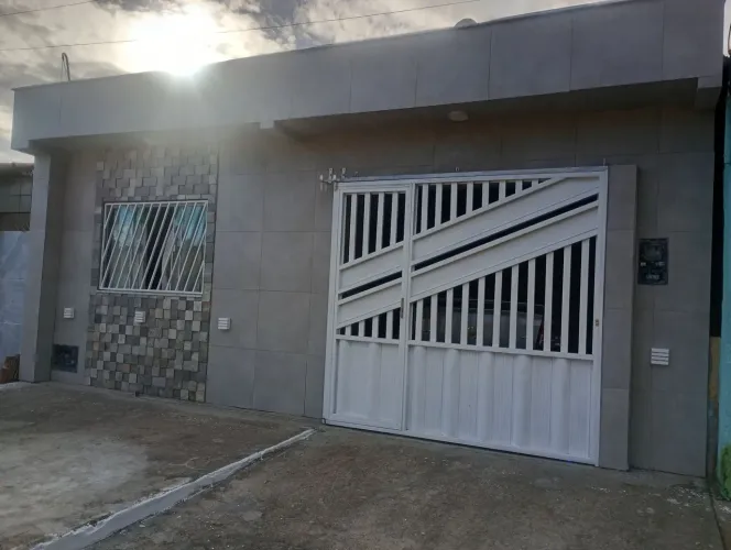 Casa para TROCA em ponto comercial