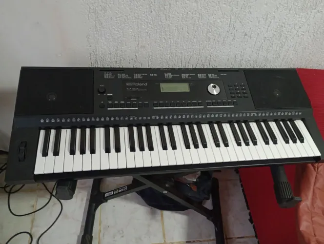ROLAND Ex-20A ARANGR KYBOARD .