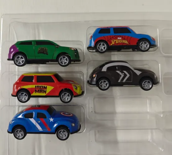 Carrinhos Avenger ( não é Hot Wheels)