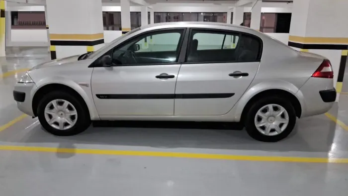 Renault Megane Sedan Expression Hi-flex 1.6 16V 2009
