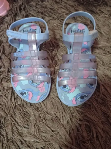 Sandália Crocs menina 