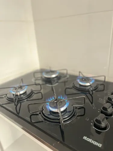 Cooktop 4 bocas + Armário