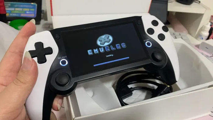  ? CONSOLE PORTÁTIL GAMEPAD COM TELA HD 4.8? ?