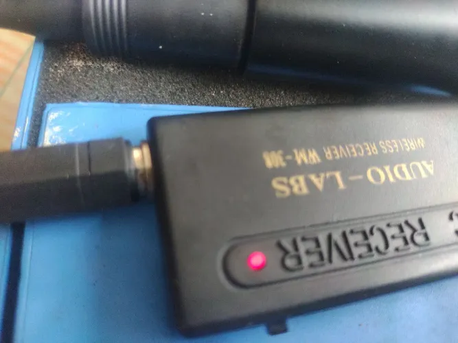 Microfone Pioneer com e sem fio