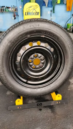 Estepe aro 15 Corolla pneu usado