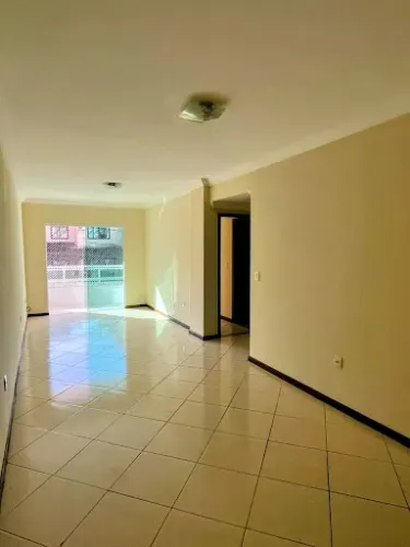 Apartamento com 2 dormitórios para alugar, 100 m² por R$ 3.450,83/ano - Riviera Fluminense