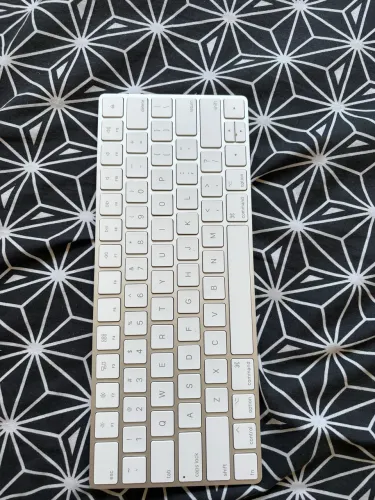 Apple Magic Keyboard novinho