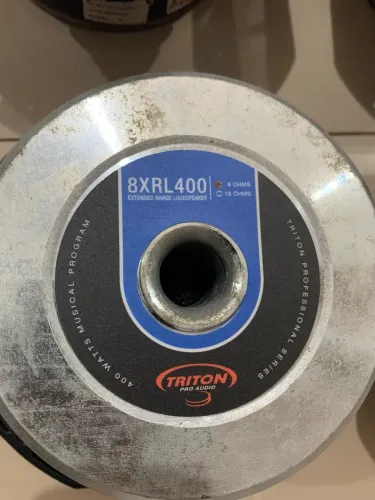 Médios 8XRL 400 Triton