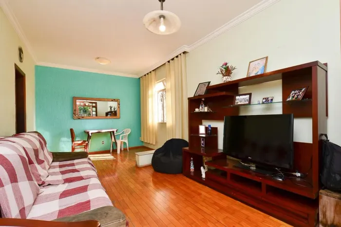 Casa à Venda - São Lucas, 4 Quartos, 255 m2