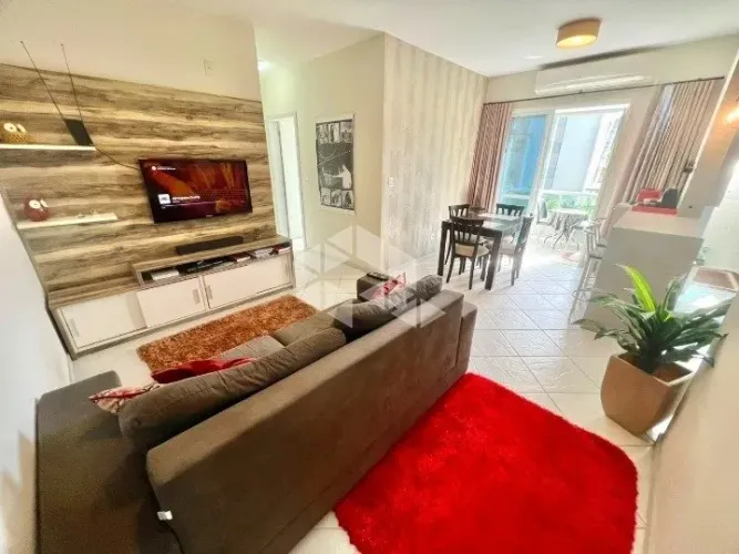 APARTAMENTO COM 2 QUARTOS SENDO 1 SUÍTE NO ITACORUBI