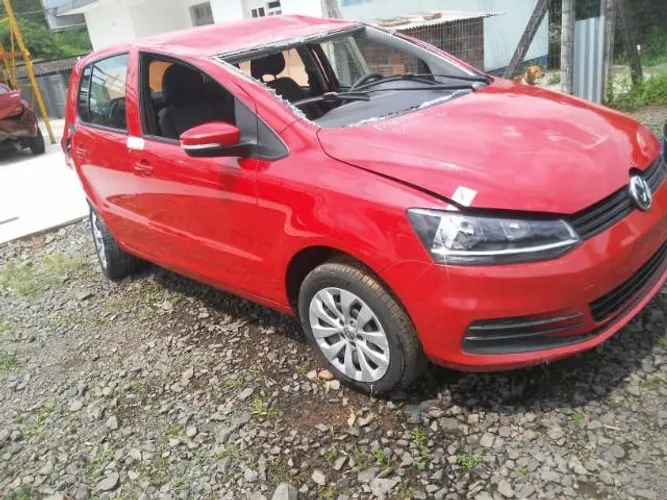 Sucata VW Fox 1.0 3 cilindro Flex 2016/2017 vendido somente em peças